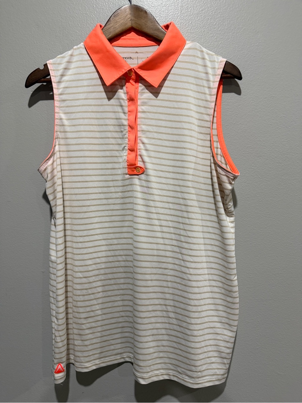 Antigua women’s desert dry performance top sleeveless size XL